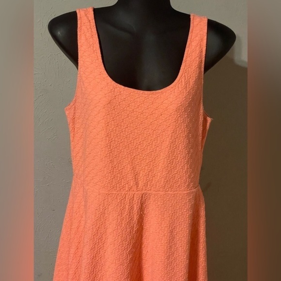 Large Mossimo pink coral color lined sleeveless A line flare stretch midi dress - Picture 3 of 14